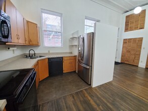 1704 Mary St in Pittsburgh, PA - Building Photo - Building Photo
