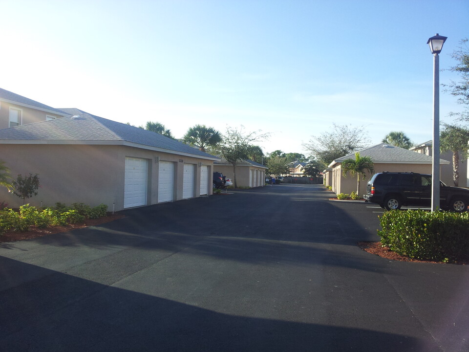 12361 Notting Hill Ln in Bonita Springs, FL - Building Photo