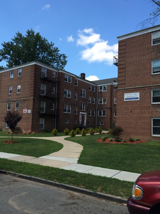 Shepard Circle Apartments in East Orange, NJ - Building Photo