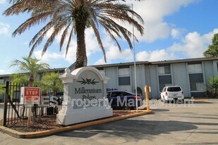 4723 S Texas Ave in Orlando, FL - Building Photo