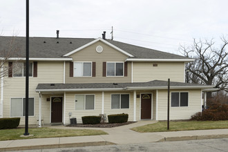 Emerald Pointe in Muskegon, MI - Building Photo - Building Photo