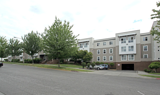 435 Fawcett Apartments in Tacoma, WA - Foto de edificio - Building Photo