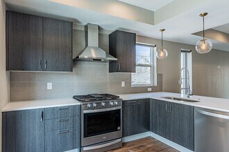 2862 Hazel Ct in Denver, CO - Building Photo - Building Photo