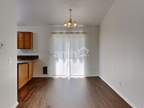 923 Canfield Dr in Ogden, UT - Foto de edificio - Building Photo