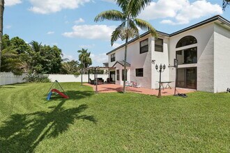 3526 SW 173rd Way in Miramar, FL - Building Photo - Building Photo