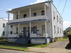 337-339 Foster St in Scranton, PA - Building Photo