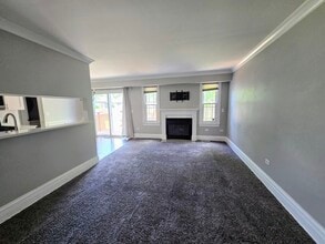 1217 Springdale Cir in Naperville, IL - Building Photo - Building Photo