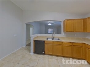 19303 N Leland Rd in Maricopa, AZ - Foto de edificio - Building Photo