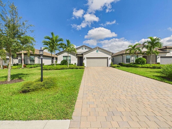 19563 Utopia Ln in Estero, FL - Building Photo - Building Photo