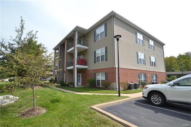 845 Forest Ave #103 in Valley Park, MO - Foto de edificio