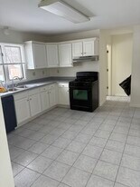 128 Harding Rd in Buffalo, NY - Building Photo