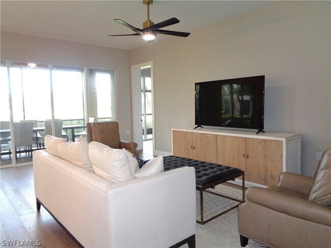 825 Regency Reserve Cir in Naples, FL - Building Photo - Building Photo