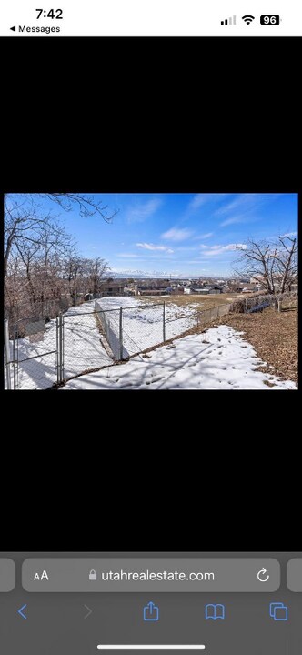 96 S 1000 W St Photo