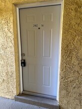 2982 NW 55th Ave in Lauderhill, FL - Building Photo - Building Photo