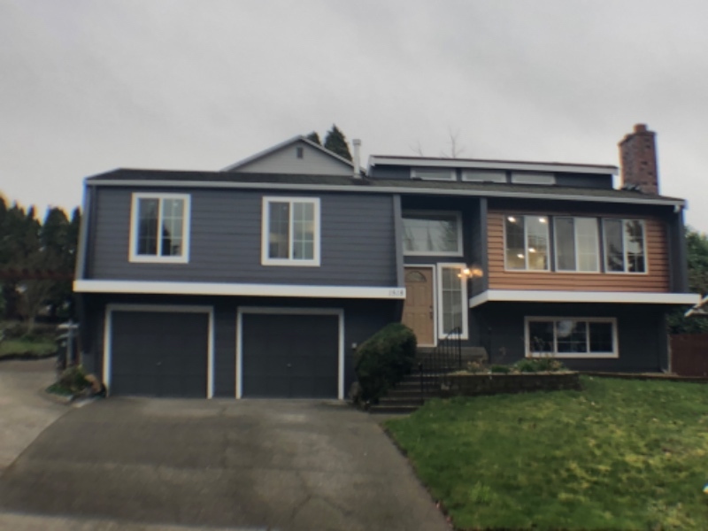 1518 Dayton Ct NE in Renton, WA - Building Photo