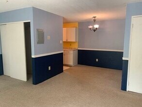 1 Village Way in Natick, MA - Building Photo - Building Photo