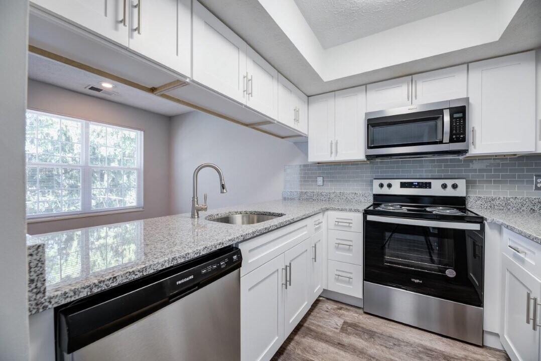 Wexford Lakes Apartments and Townhomes in Columbus, OH - Foto de edificio