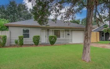 3626 Songwood St in Houston, TX - Building Photo - Building Photo