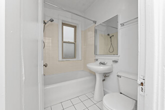 4101 N Sacramento Ave in Chicago, IL - Building Photo - Building Photo