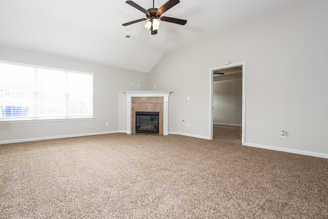 3181 Scott Hill Cir in Horn Lake, MS - Building Photo - Building Photo