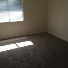6877 Cherrywood Cir in Sacramento, CA - Building Photo - Building Photo