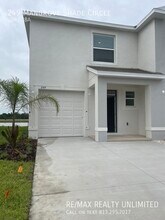 249 Mangrove Shade Cir in Apollo Beach, FL - Building Photo - Building Photo