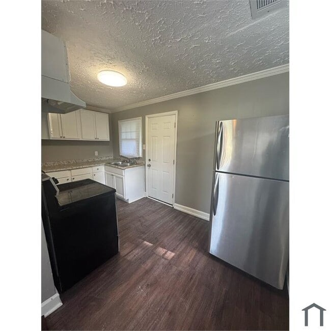 1381 Watts Rd in Forest Park, GA - Building Photo - Building Photo