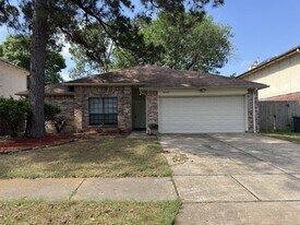 16419 Salinas Ln in Houston, TX - Building Photo