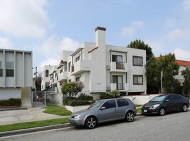4059 McLaughlin Ave in Los Angeles, CA - Building Photo