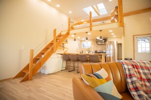 5855 S View Rd in Laramie, WY - Building Photo