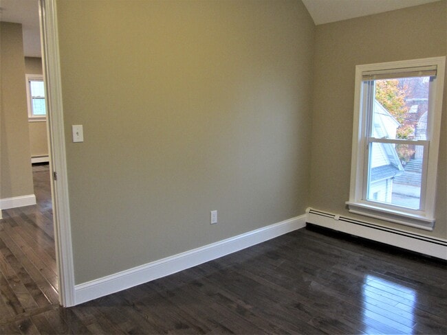 86 Bacon St in Biddeford, ME - Building Photo - Building Photo