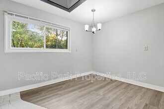 3939 Esquire Pl in Indianapolis, IN - Foto de edificio - Building Photo