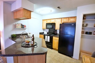 3300 W Dublin-Granville Rd