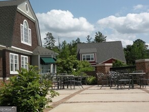 1035 Barnett Shoals Rd in Athens, GA - Building Photo - Building Photo