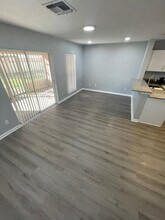 11112 Essex Ridge Ct in Orlando, FL - Foto de edificio - Building Photo