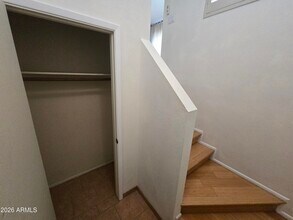 925 N College Ave in Tempe, AZ - Foto de edificio - Building Photo