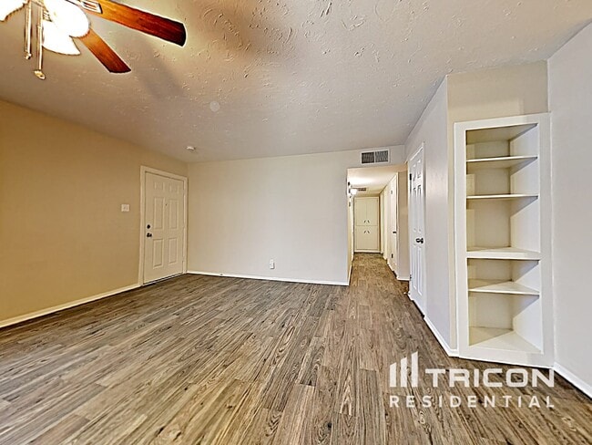 5712 N 63rd Dr in Glendale, AZ - Building Photo - Building Photo