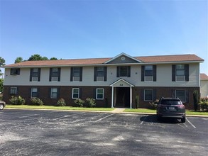 Croatan Forest Apartments in Havelock, NC - Building Photo - Building Photo