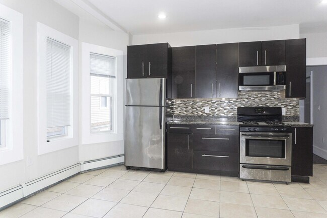 3149 Washington St, Unit 3 in Boston, MA - Building Photo - Building Photo