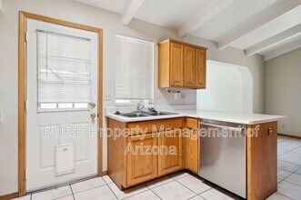 2306 W Laurel Ln in Phoenix, AZ - Building Photo - Building Photo