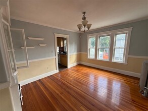 43 Orchard St, Unit 2 in Medford, MA - Building Photo - Building Photo