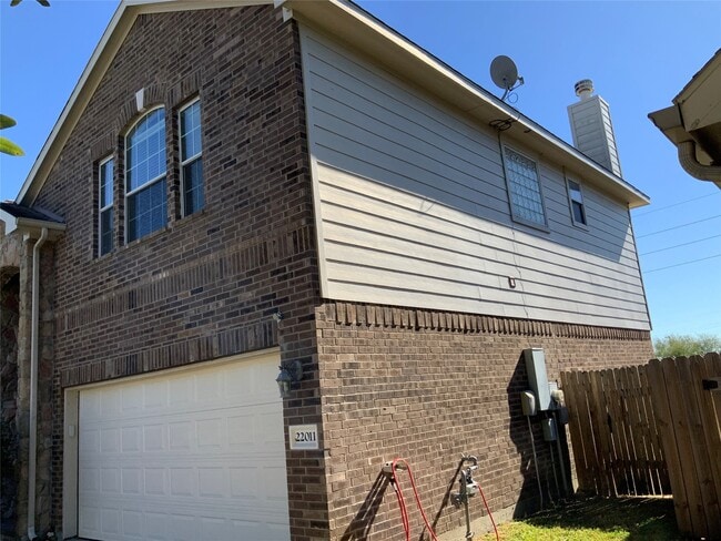 22011 Castle Hawk Trail in Richmond, TX - Building Photo - Building Photo