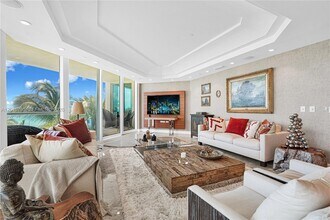 16051 Collins Ave in Sunny Isles Beach, FL - Building Photo - Building Photo