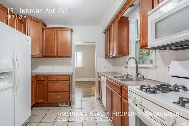 151 Indiana Ave SW in Grand Rapids, MI - Building Photo - Building Photo