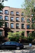 496 3rd St Apartments