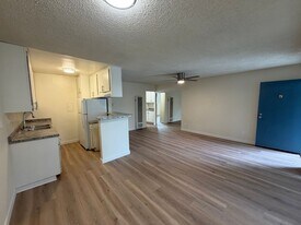 1322 Stanford St in Santa Monica, CA - Building Photo
