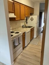 268 Hartford Tpke, Unit A9 in Tolland, CT - Building Photo - Building Photo