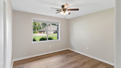 220 Alello Dr in Baton Rouge, LA - Building Photo - Building Photo