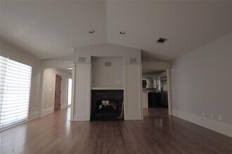 4702 Shadow Ln in Austin, TX - Building Photo - Building Photo