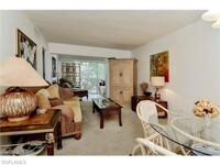 1900 Alamanda Dr, Unit 305 in Naples, FL - Building Photo - Building Photo